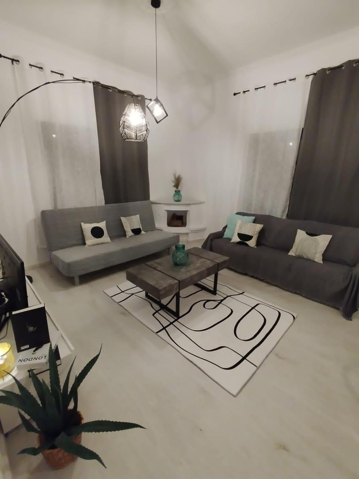 Black N' White Cozy Housegarden Alexandrúpoli Kültér fotó